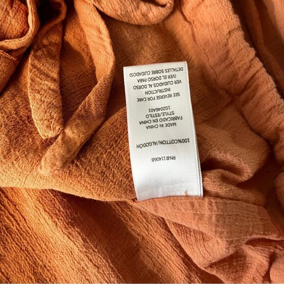 Love, Whit by Whitney Port button front Peasant top orange - L - Picture 12 of 12
